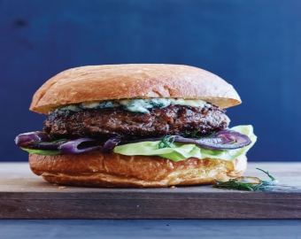 Blue Cheese Burgers With Caramelized Onions - EkoFood
